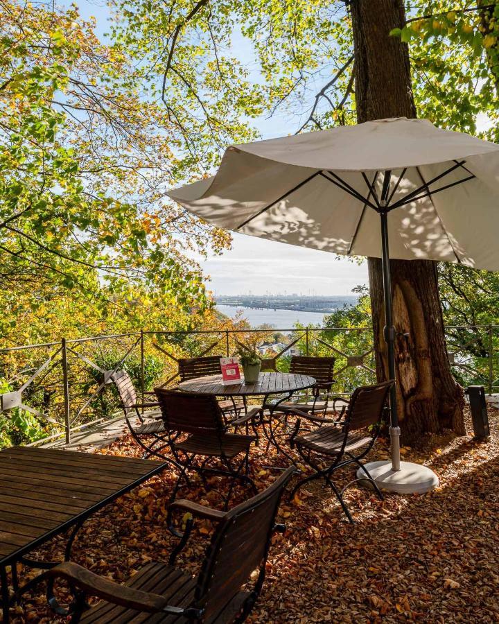 Remise Am Suellberg - Das Kleine Hotel Am Suellberg Hamburg-Harburg Buitenkant foto