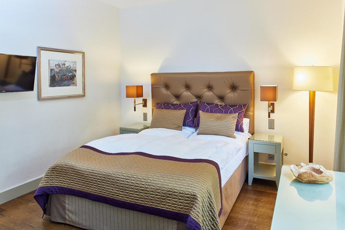 Remise Am Suellberg - Das Kleine Hotel Am Suellberg Hamburg-Harburg Buitenkant foto